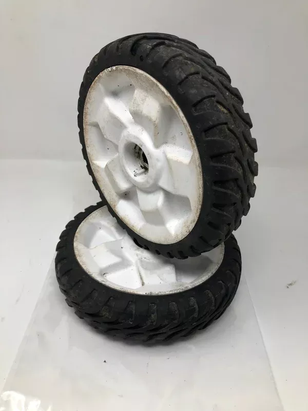 137-4835 Toro 8″ Wheels w/ Gears (x2)