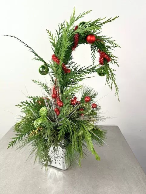“Cindy Lou” Fresh Arrangement