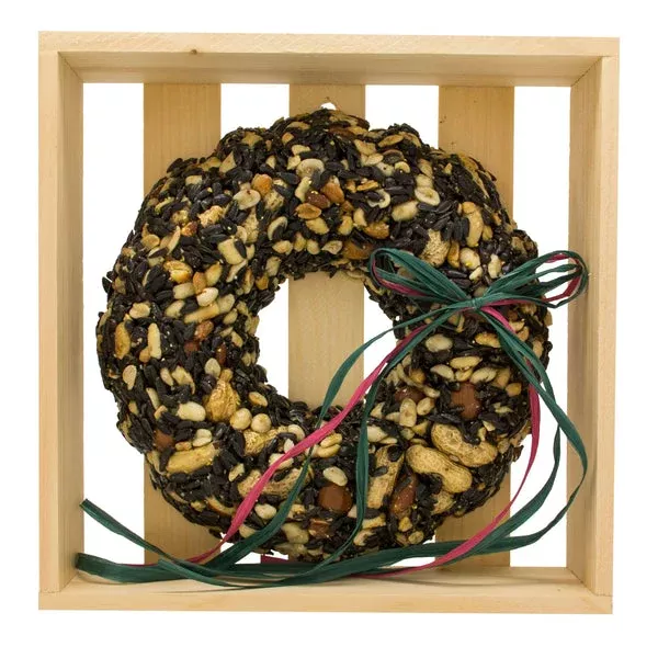 xmas-nut-wreath-in-crate Xmas Nut Wreath In Crate